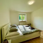 Apartment Park, 24h Checkin & Centre Piest'any