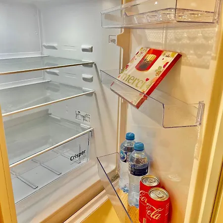 Park, 24h Checkin & Centre W Free Parking Piest'any