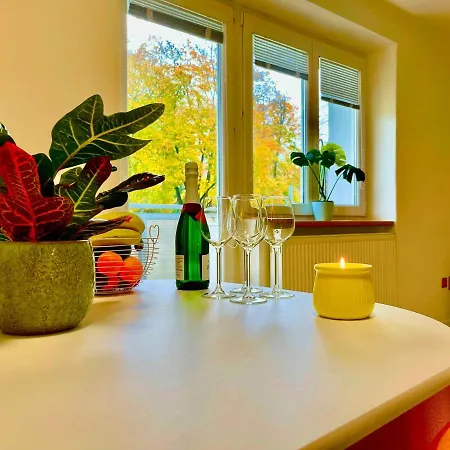 Park, 24h Checkin & Centre W Free Parking * Piest'any