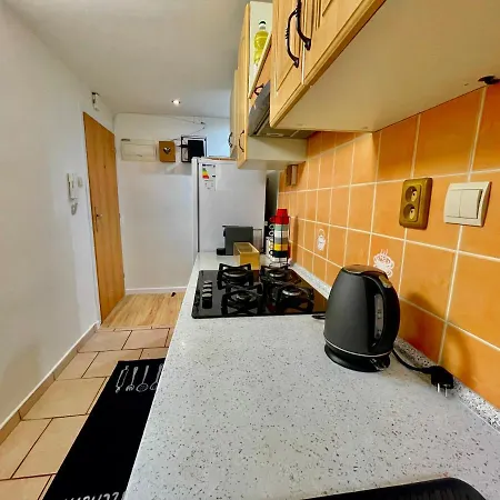 Park, 24h Checkin & Centre W Free Parking Piest'any