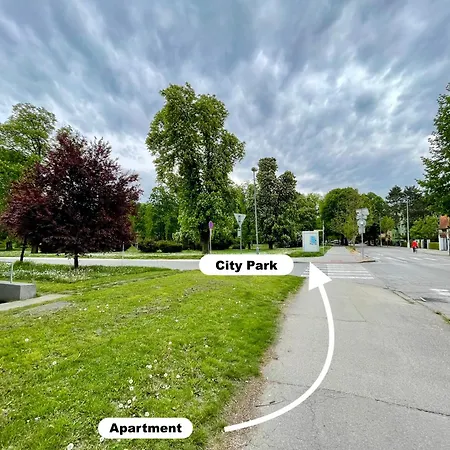 Park, 24h Checkin & Centre * Piest'any